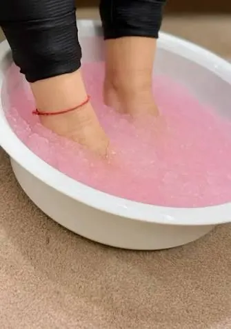 Jelly Spa rosa em aplicação